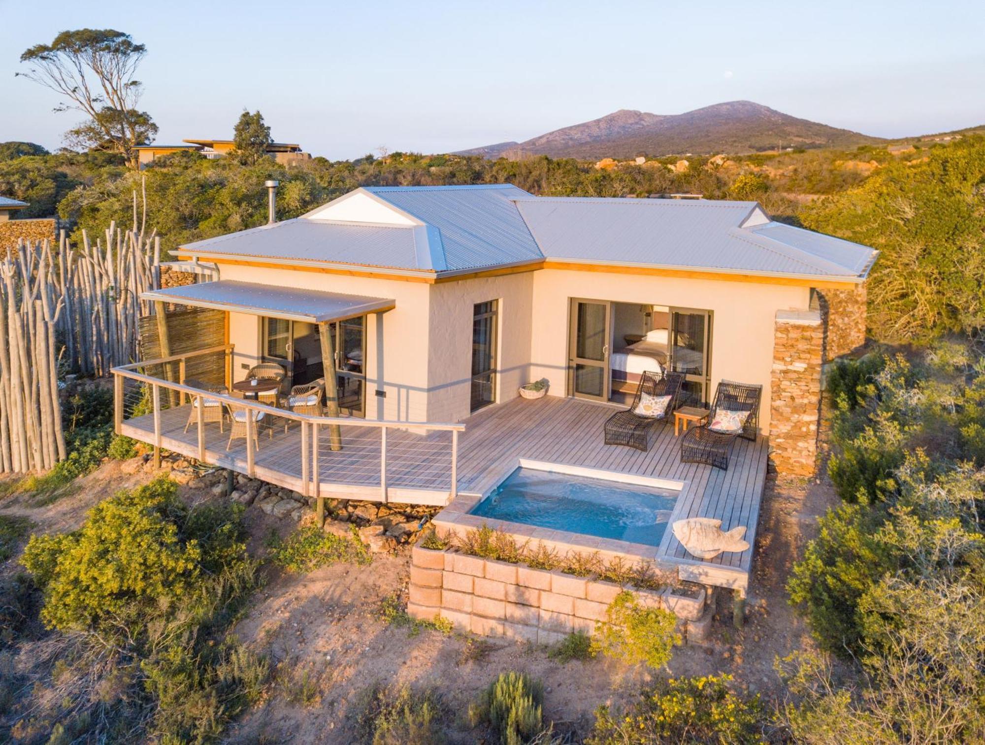 Garden Route Game Lodge Albertinia Exterior foto